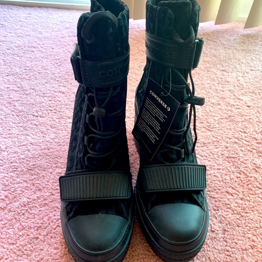 GR82 Converse boots
